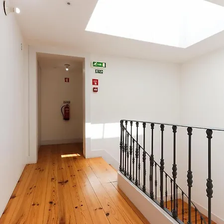 Combro By Homing Apartamento