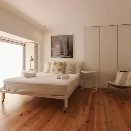 Combro By Homing Lisboa